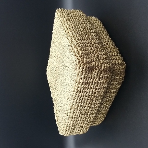 Vintage Hand Crafted 1 Square and 2 Rectangle Grass Baskets with Lids - Picture 2 of 16